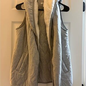 Maurices Light Gray Quilted Vest with Soft Lining